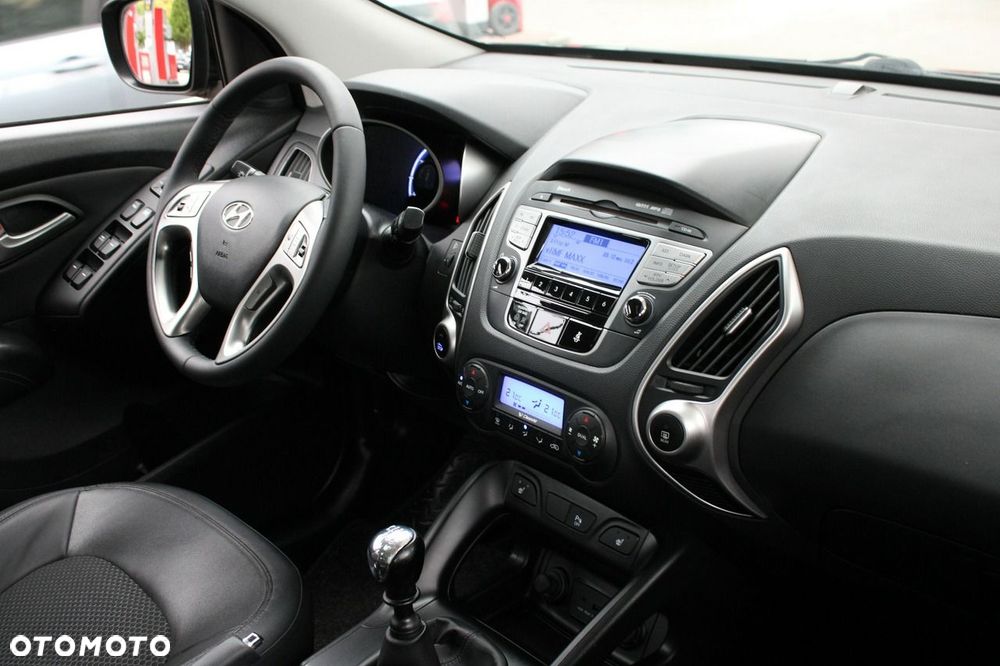 Hyundai ix35 1.6 GDI Premium 2WD - 24