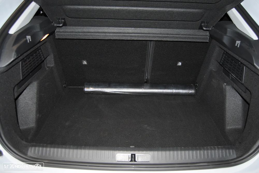 Citroën C4 1.2 Hybrid Plus e-DSC6 - 40