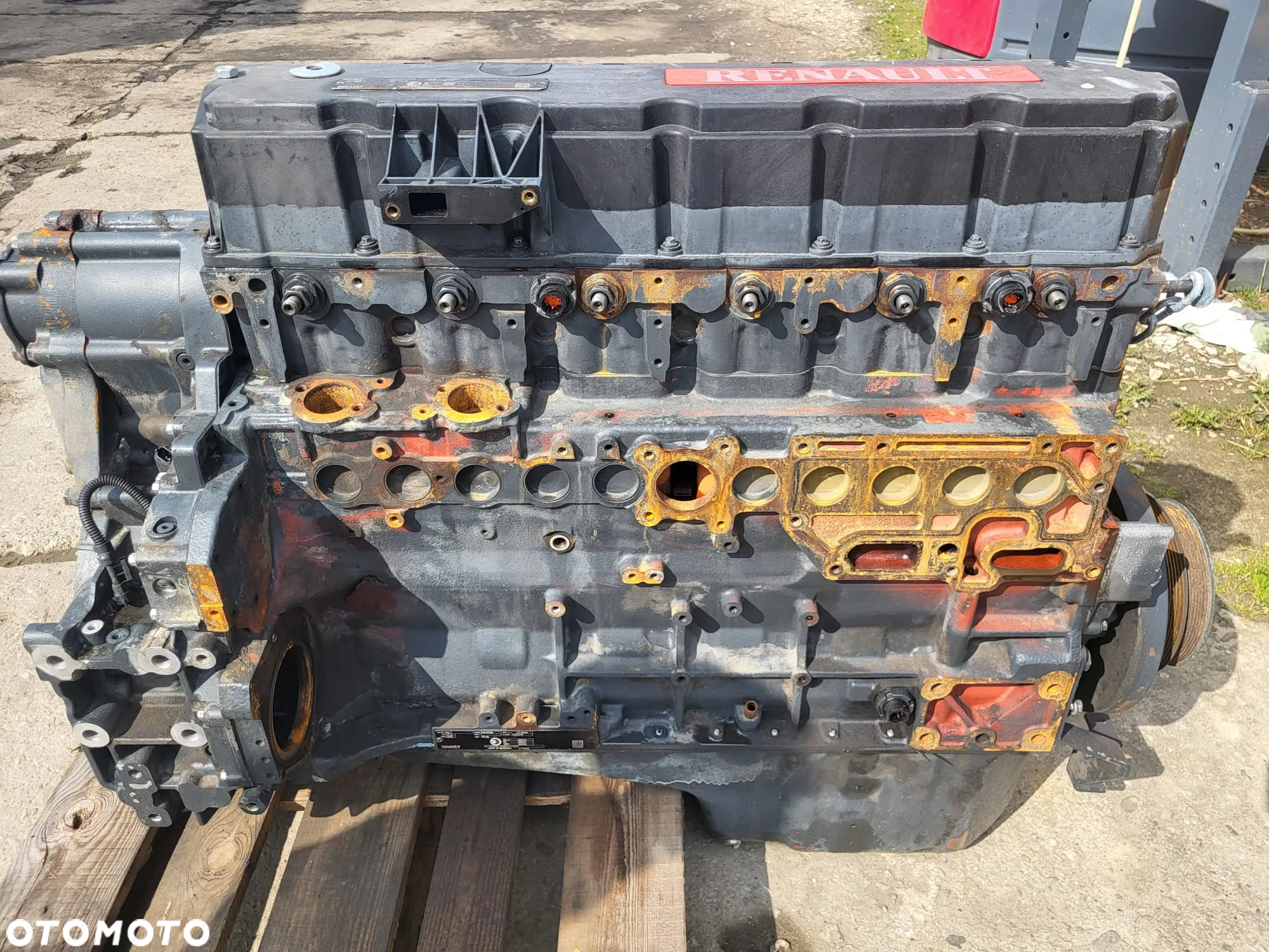 głowica RENAULT DXI VOLVO silnik słupek EURO4 - 2