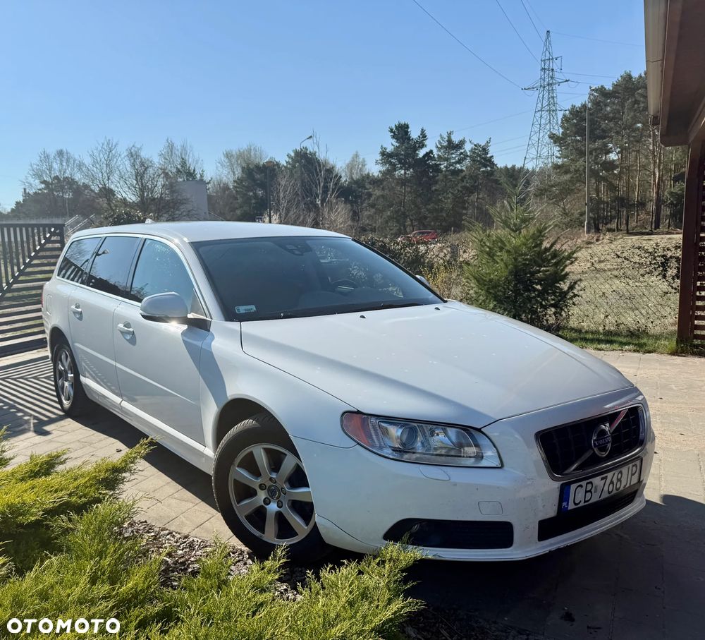 Volvo V70 D3 Kinetic - 2