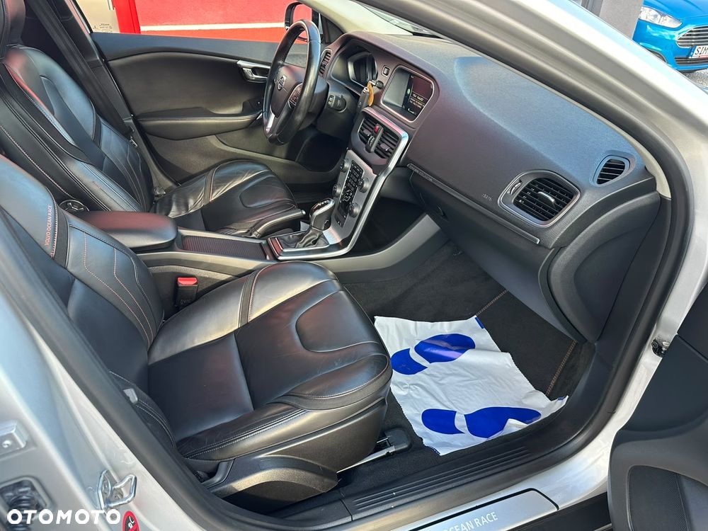 Volvo V40 D2 Base - 7