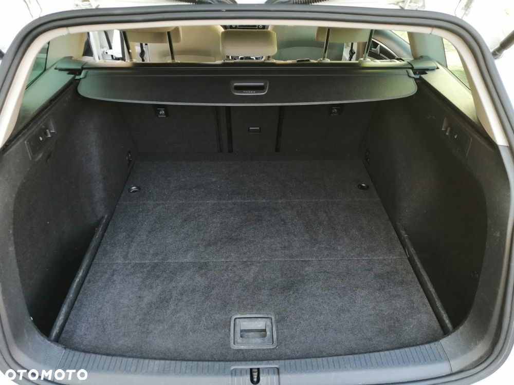Volkswagen Golf - 11