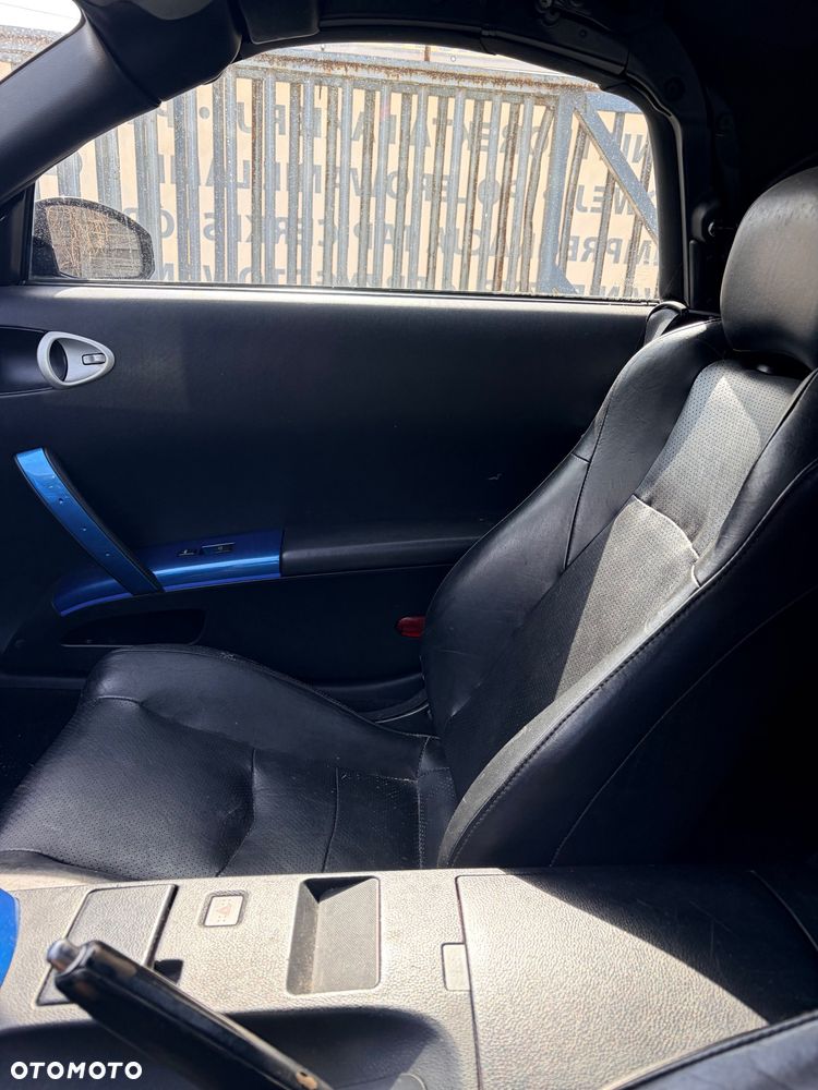 Nissan 350 Z - 8