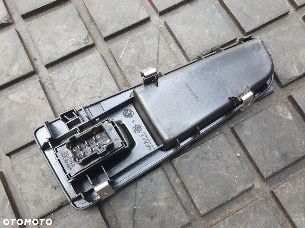 Elektryczne sterowanie szyb Fiat Gran Punto 210806 PRZEŁACZNIK SZYBY PRAWY PRZÓD - 2