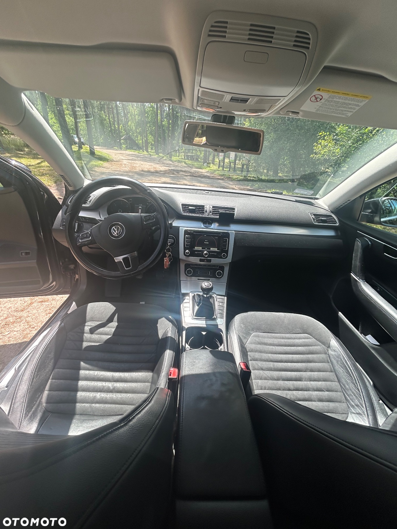 Volkswagen Passat Variant 1.6 TDI DPF BlueMotion Technology Highline - 10