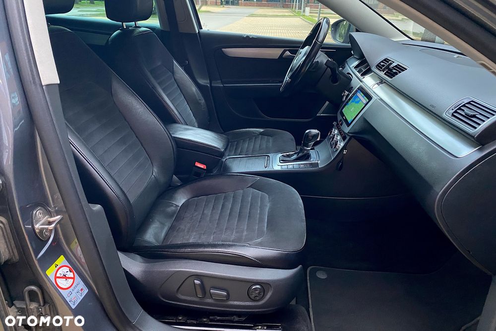 Volkswagen Passat 2.0 TDI DSG BlueMotion Technology Highline - 35