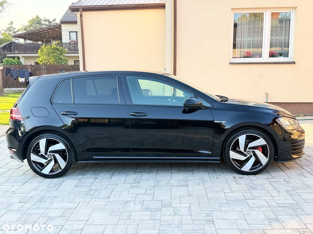 Volkswagen Golf GTD 2.0 TDI SCR DSG - 10