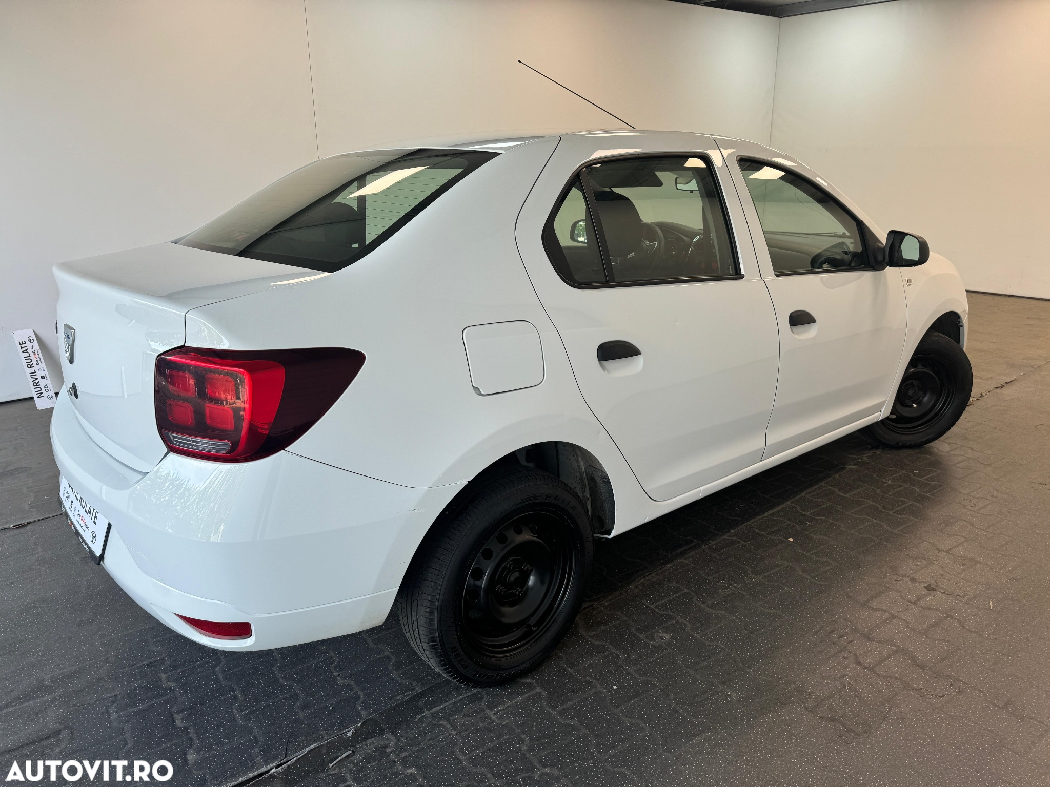 Dacia Logan 1.0 SCe SL PLUS - 17