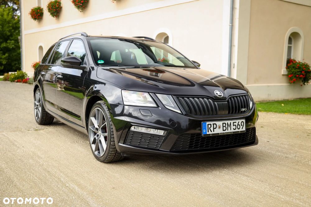 Skoda Octavia 2.0 TDI RS DSG - 8