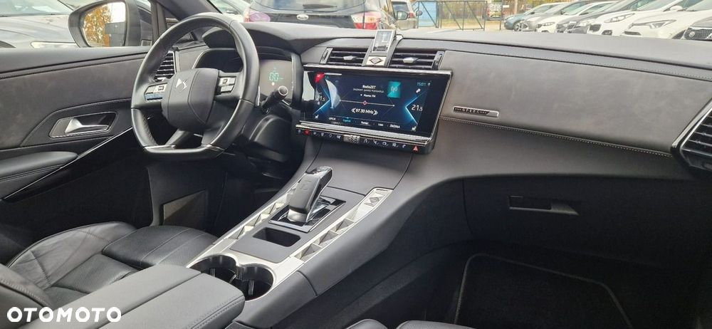 DS Automobiles DS 7 Crossback - 27