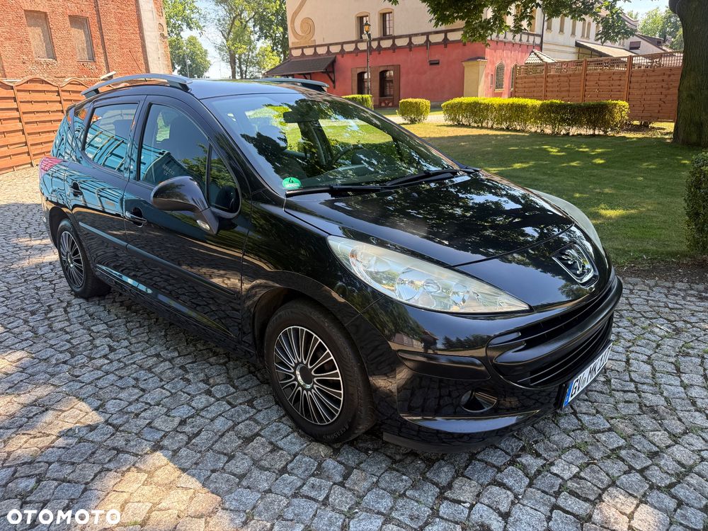 Peugeot 207 1.4 16V Trendy - 1