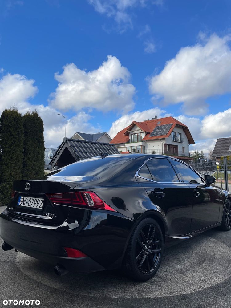 Lexus IS 200t F Sport - 14