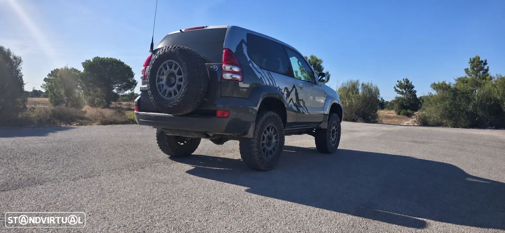 Toyota Land Cruiser Prado - 2
