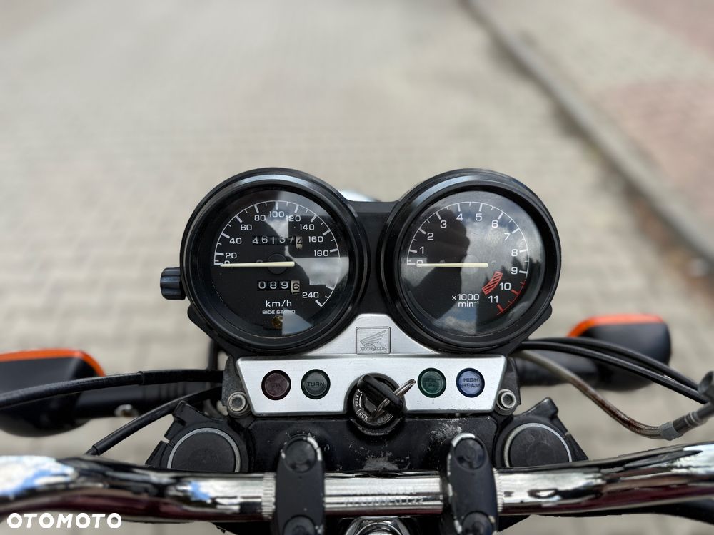 Honda CB - 25