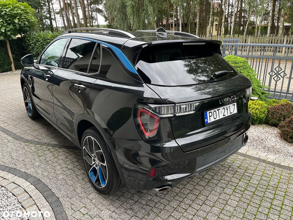 Lynk & Co 01 - 6