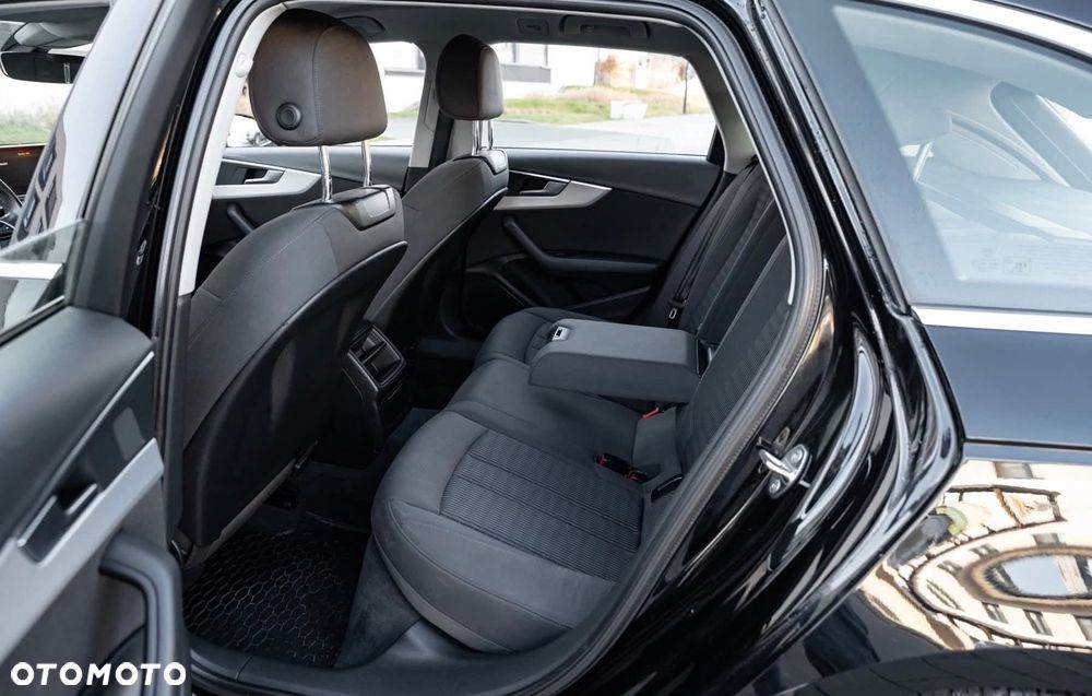 Audi A4 Avant - 6