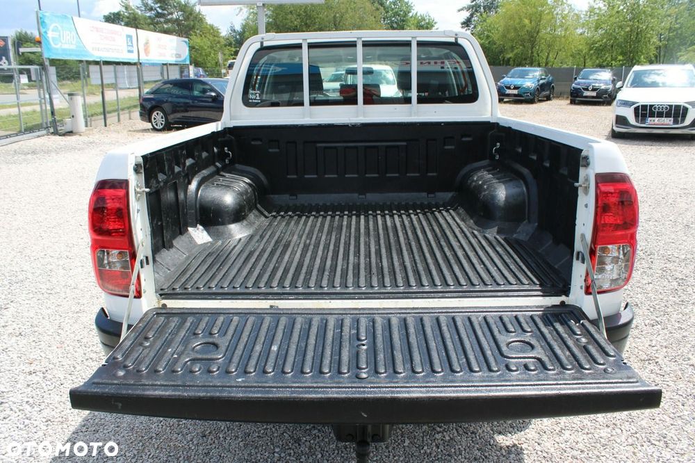 Toyota Hilux - 14