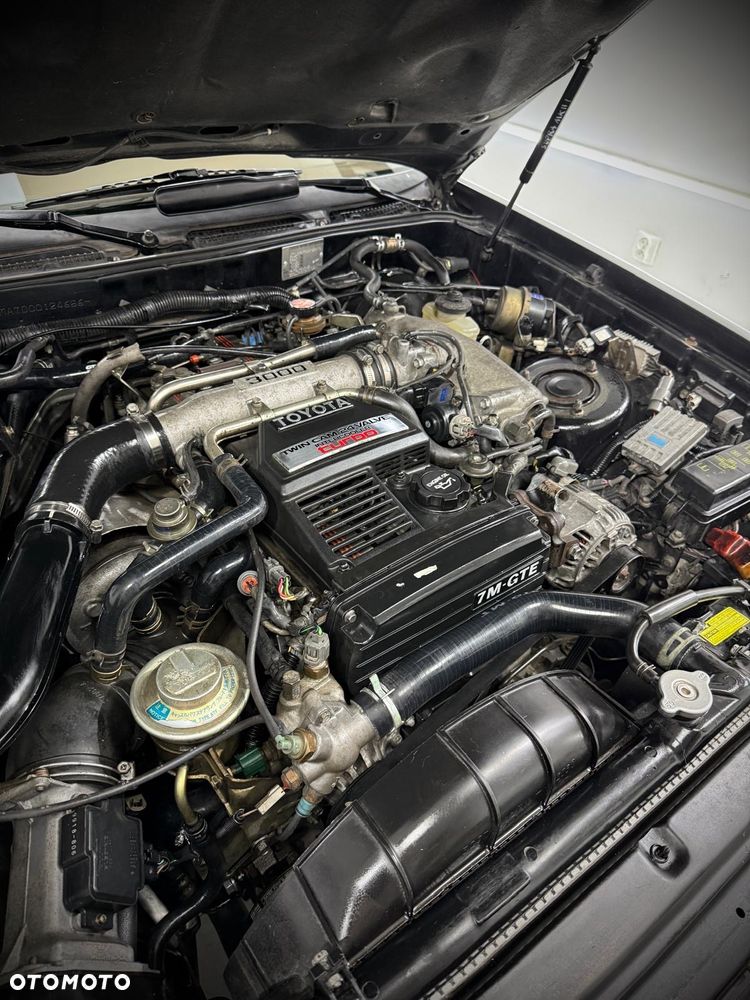 Toyota Supra - 2