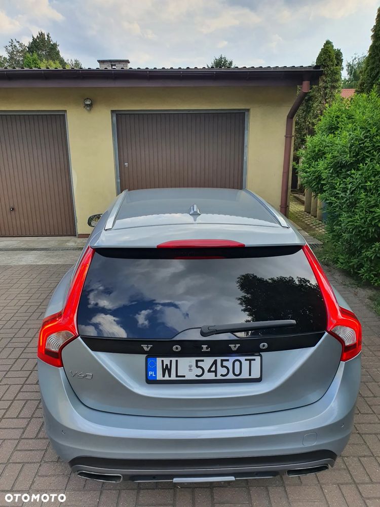 Volvo V60 D4 Drive-E R-Design Summum - 25