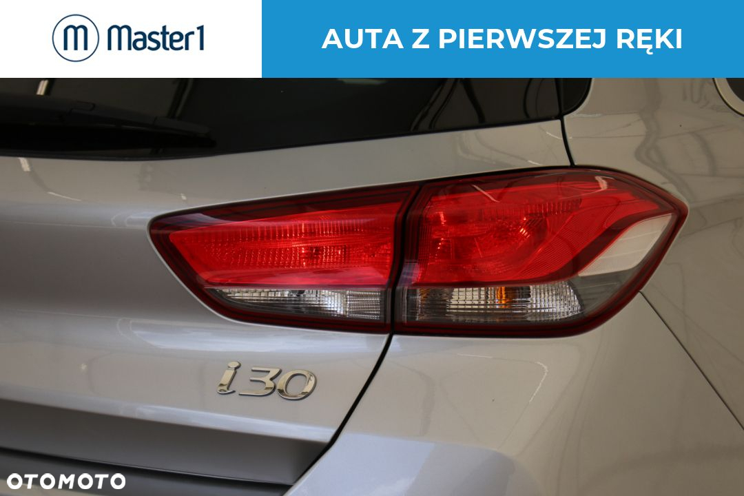 Hyundai i30 1.5 DPI Smart - 10