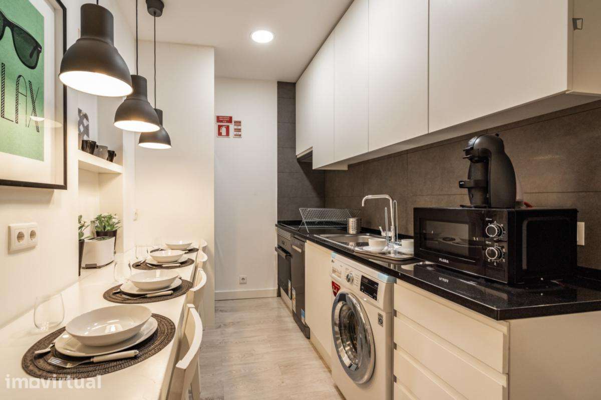 Quarto - localizado em Campolide Lisbon - Grande imagem: 4/21