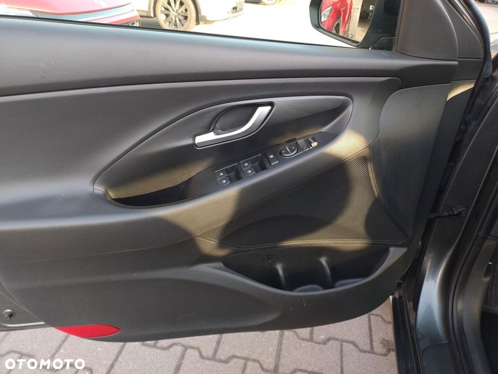 Hyundai i30 - 10
