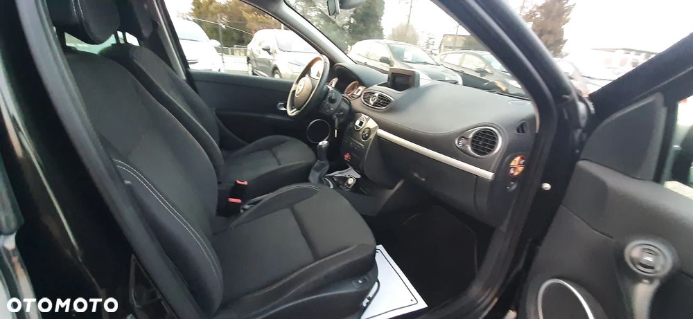 Renault Clio 1.2 16V Dwudziestka Euro5 - 28