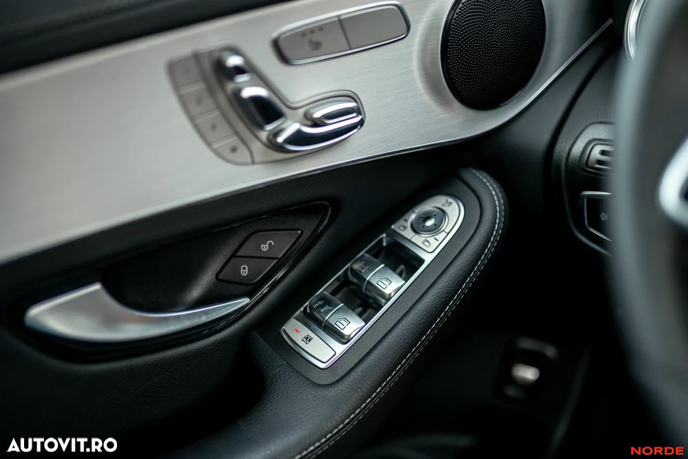 Mercedes-Benz GLC - 27