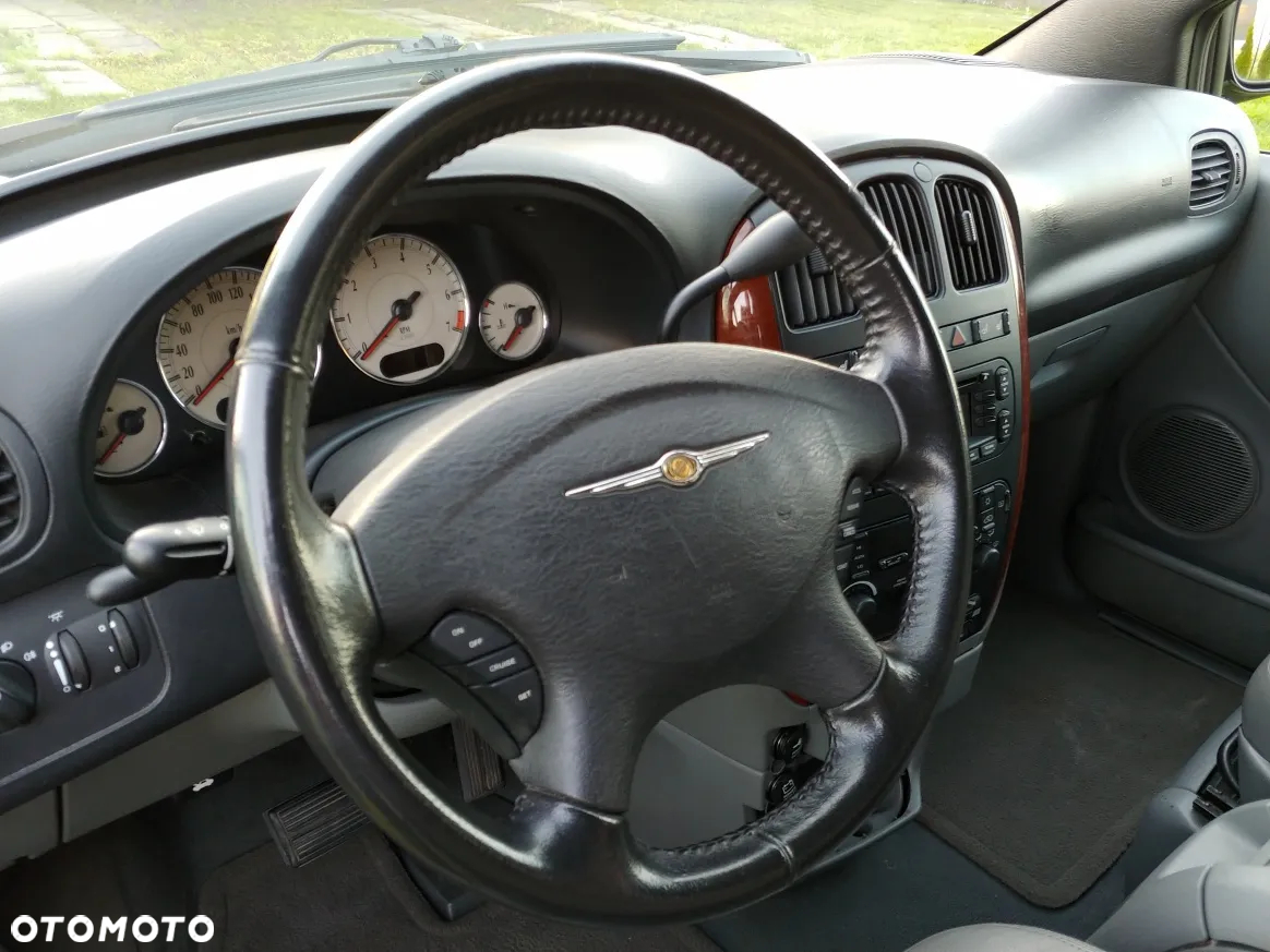Chrysler Grand Voyager 3.3 Limited S&G - 19