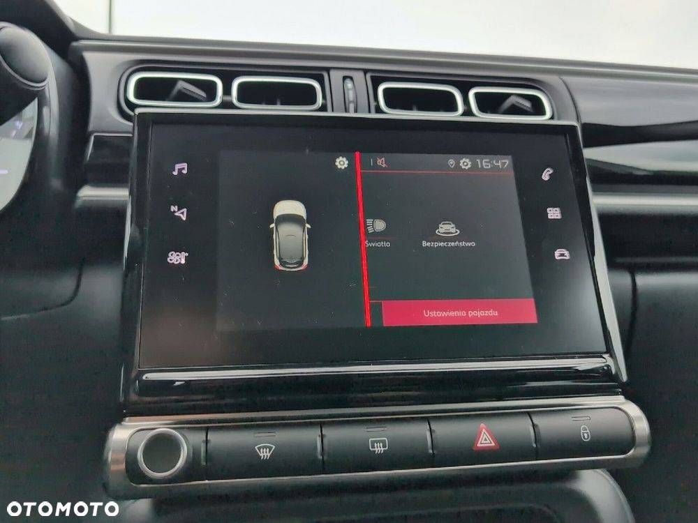 Citroën C3 1.2 PureTech Shine EAT6 - 26