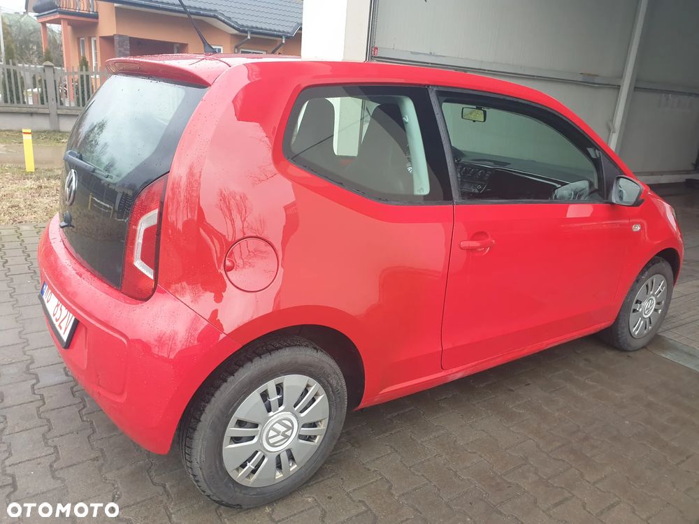 Volkswagen up! move - 5