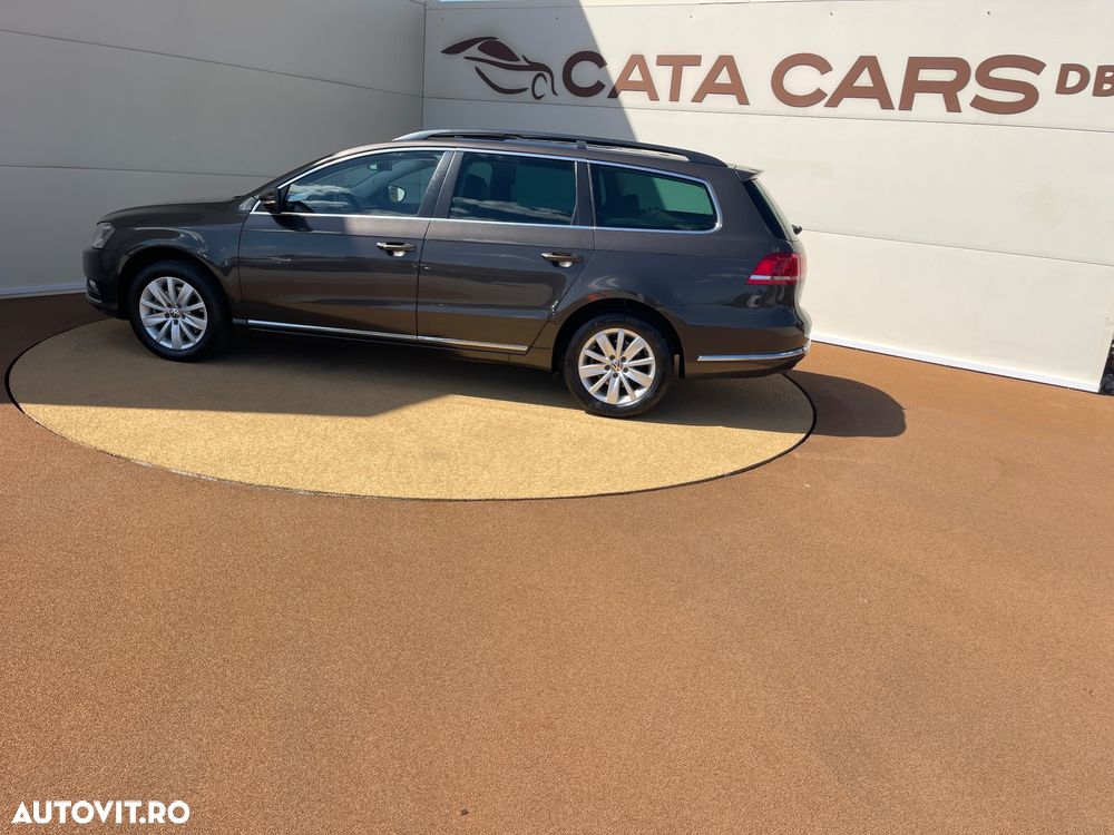 Volkswagen Passat 2.0 TDI BlueMotion Technology Comfortline - 8