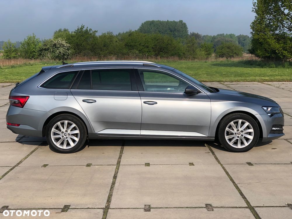 Skoda Superb 2.0 TDI DSG Style - 1