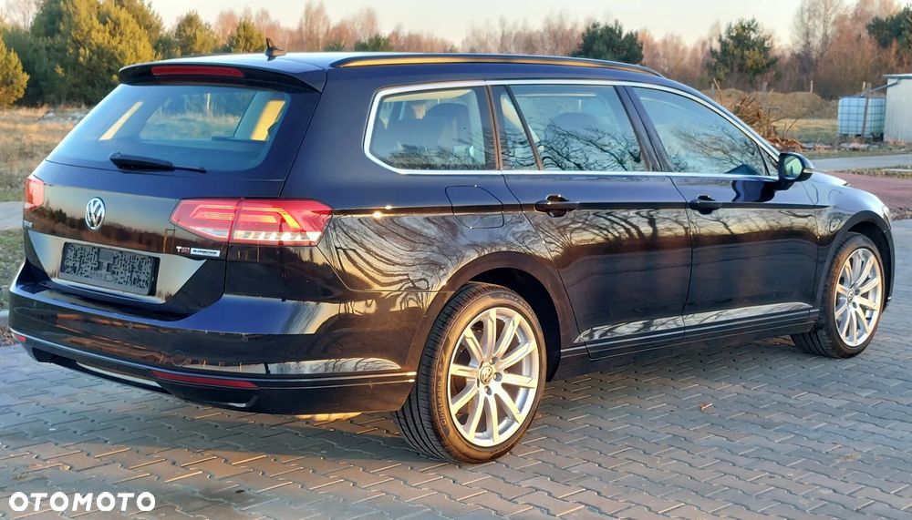 Volkswagen Passat - 19