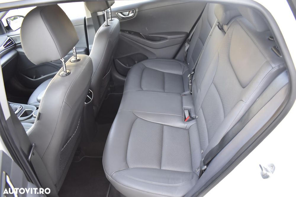 Hyundai IONIQ 141CP Exclusive - 24