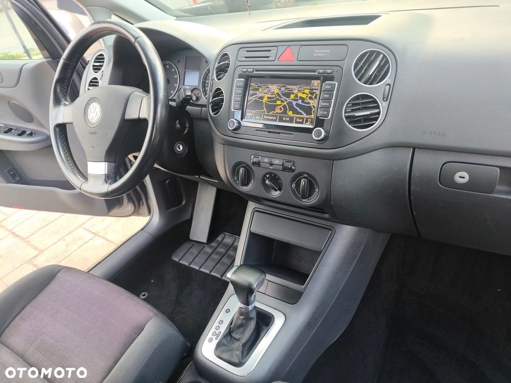 Volkswagen Golf Plus 1.6 Automatik Tour - 1