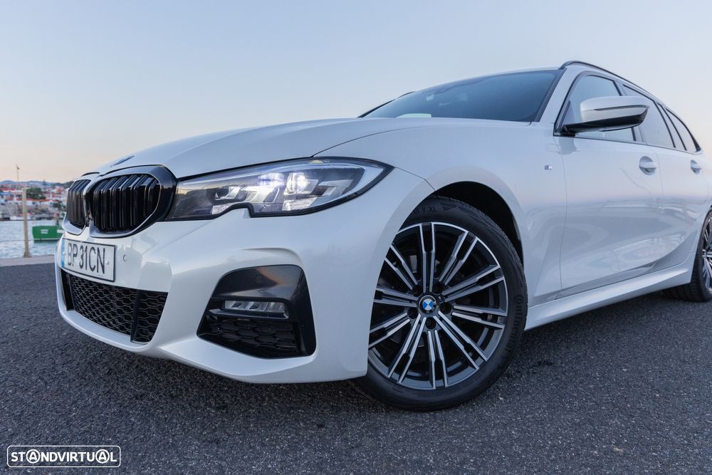 BMW 318 i Touring Aut. M Sport - 2