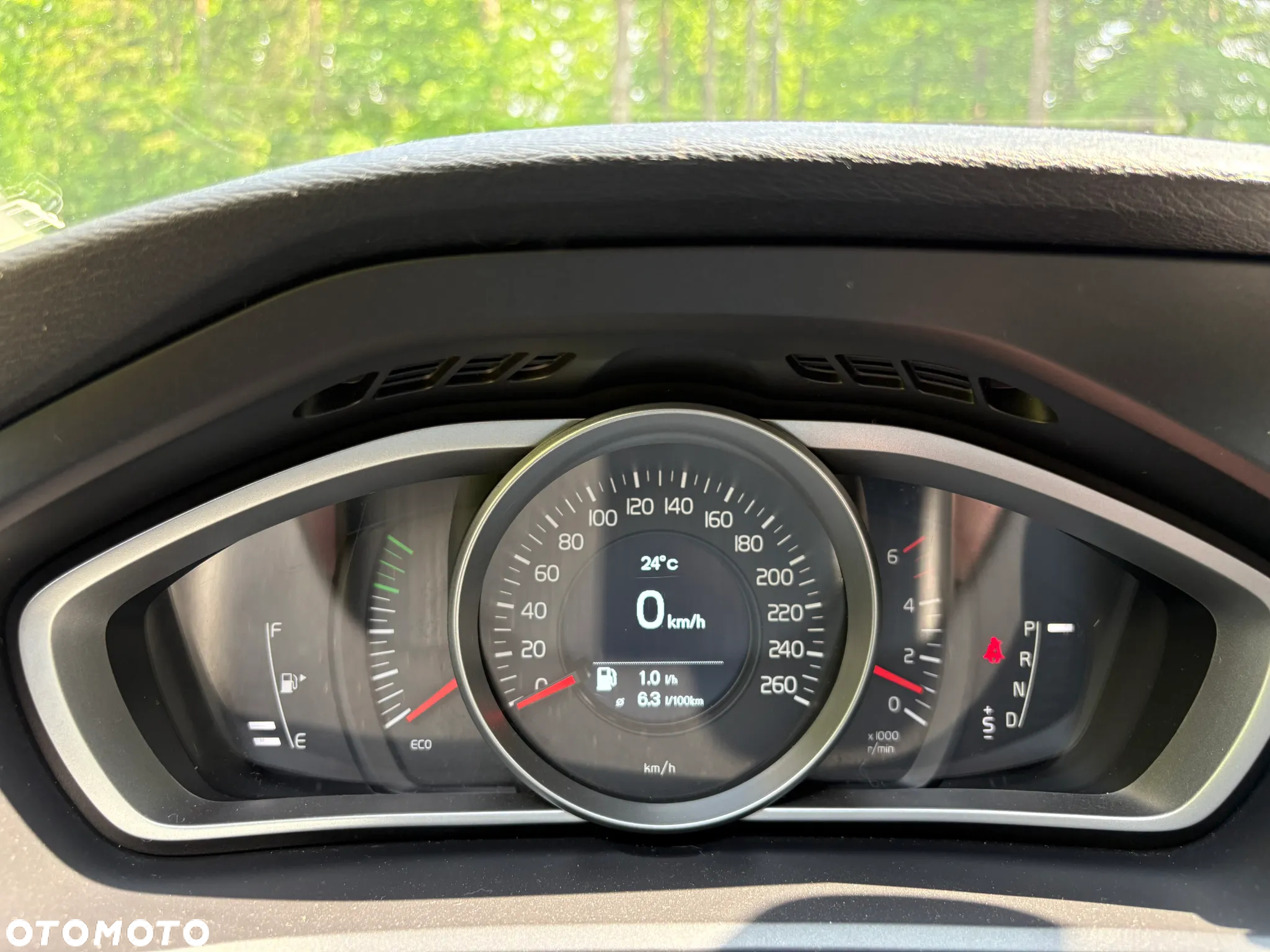 Volvo V40 - 15