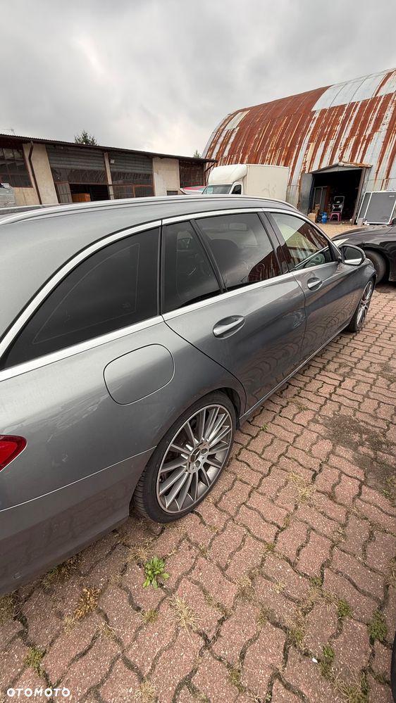 Mercedes-Benz Klasa C - 2