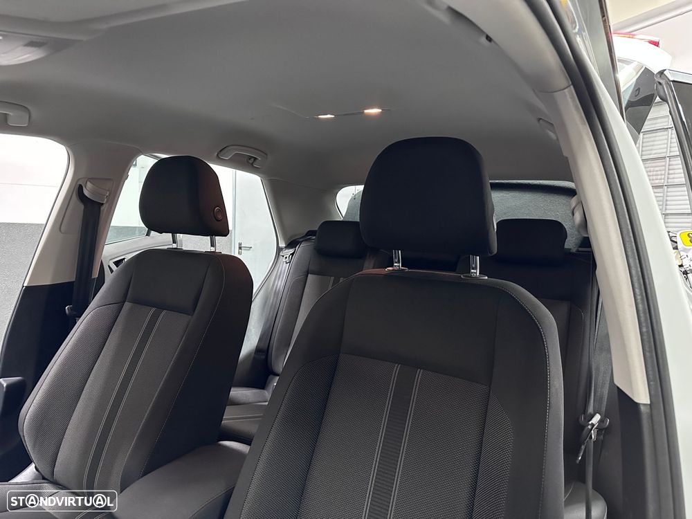 VW T-Roc 1.5 TSI Black Style DSG - 21