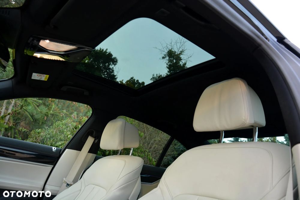 BMW Seria 7 730d xDrive mHEV sport - 26
