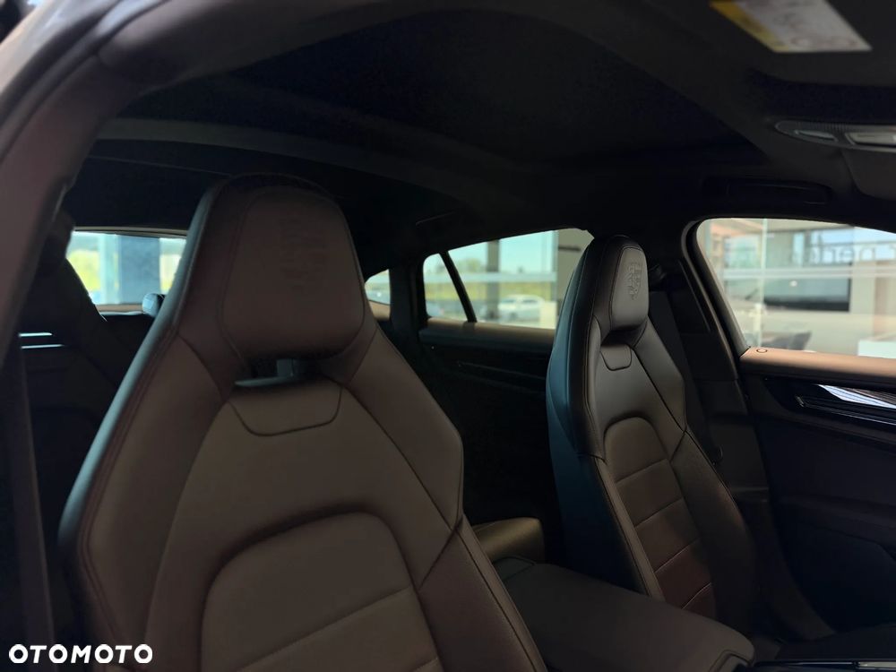 Porsche Panamera 4 E-Hybrid PHEV - 20