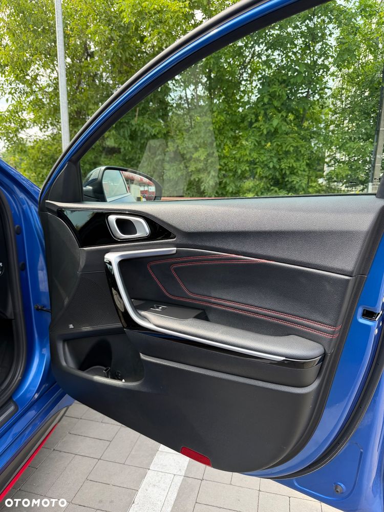 Kia ProCeed 1.6 T-GDI GT DCT - 8