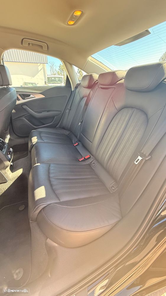 Audi A6 2.0 TDi S-line S tronic - 16