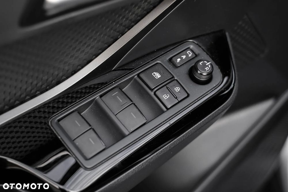 Toyota C-HR - 13