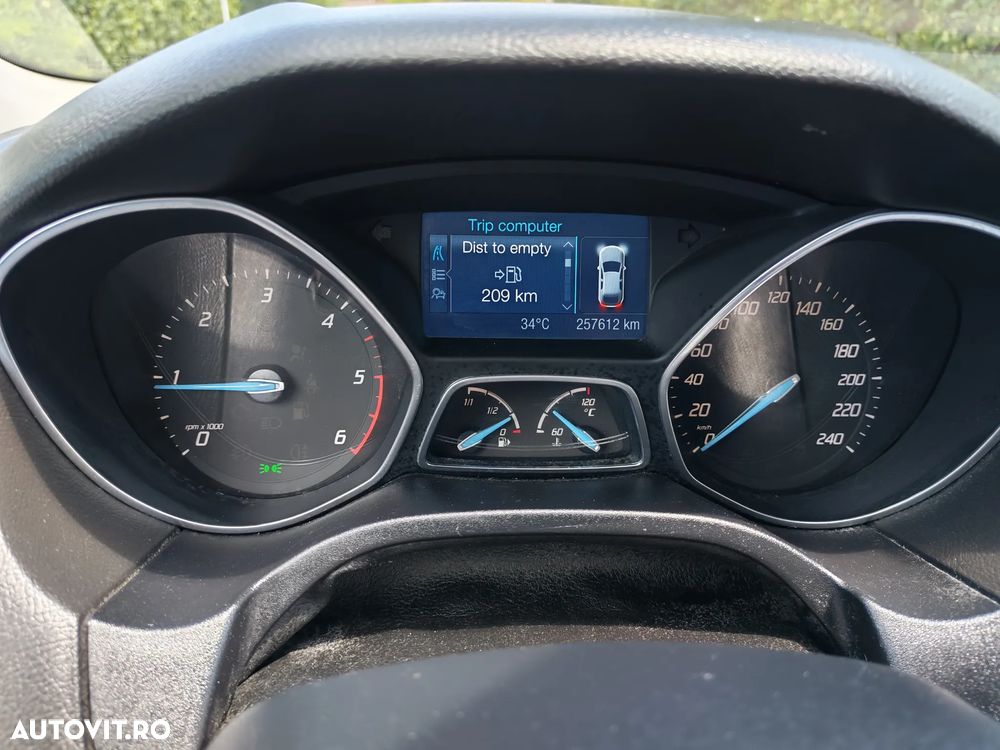 Ford Focus - 5