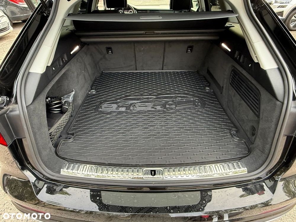 Audi A6 Avant - 16