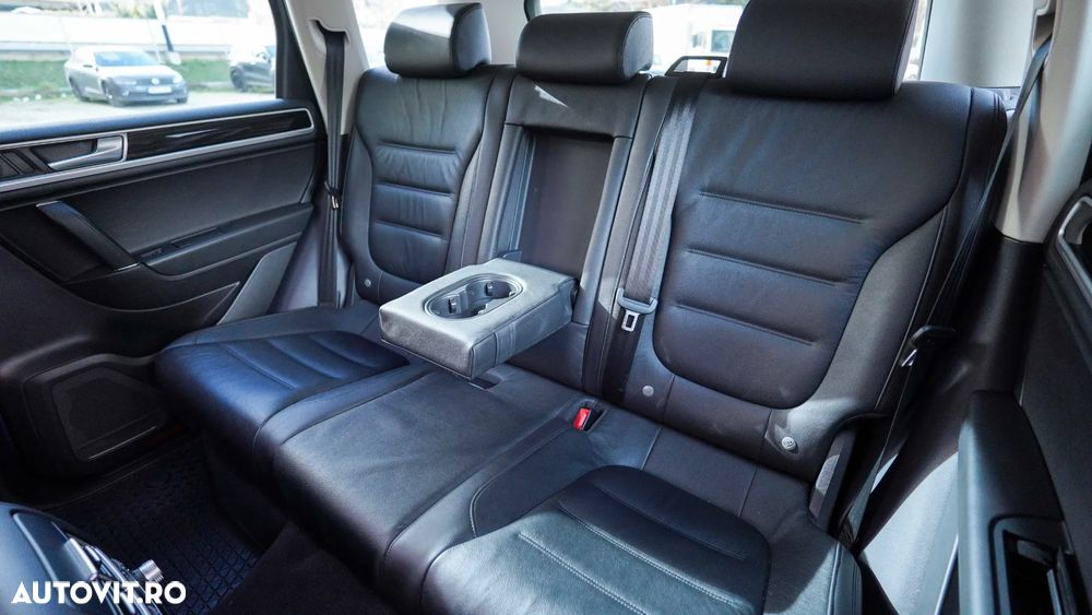 Volkswagen Touareg 3.0 V6 TDI BMT Terrain Tech - 36