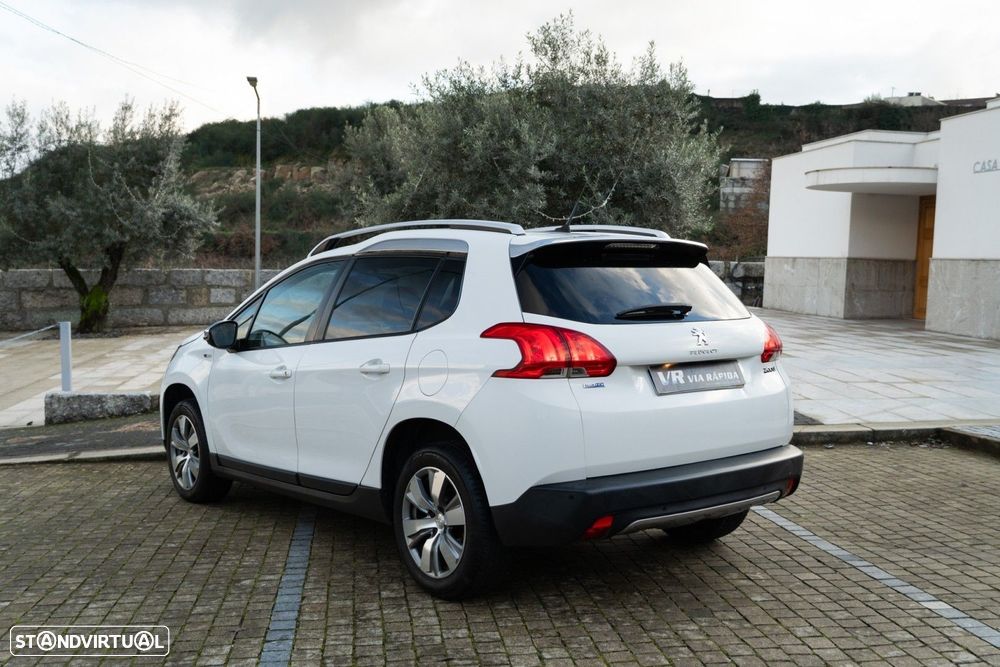 Peugeot 2008 1.6 BlueHDi Style - 8