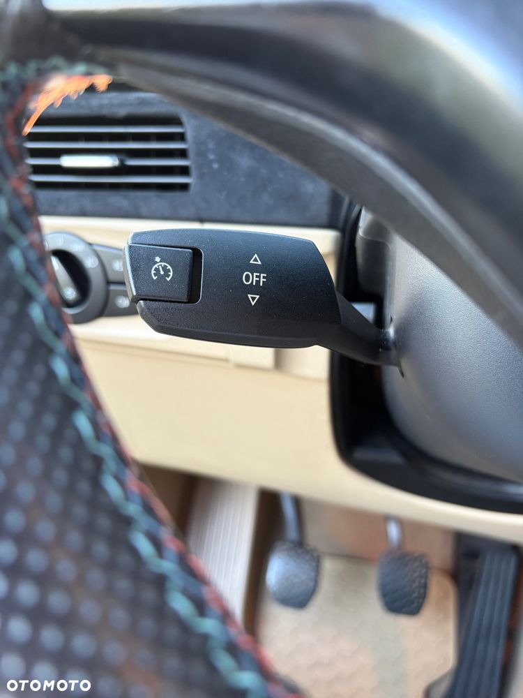 BMW Seria 3 330d - 16